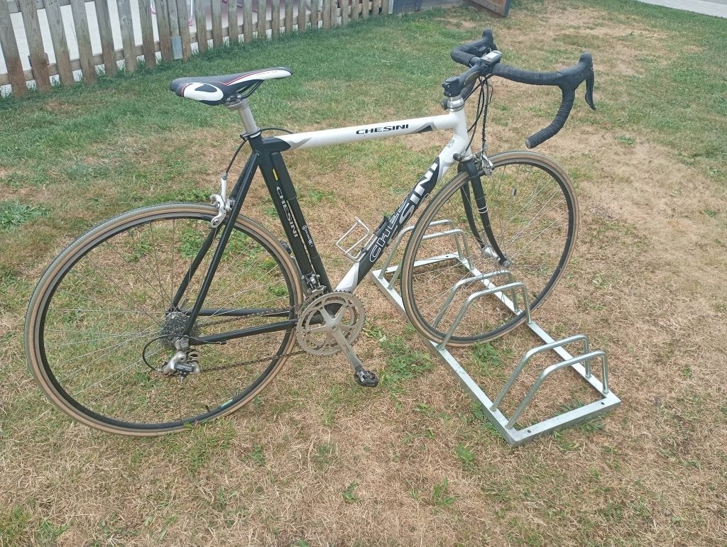 Koersfiets Chesini., Ophalen
