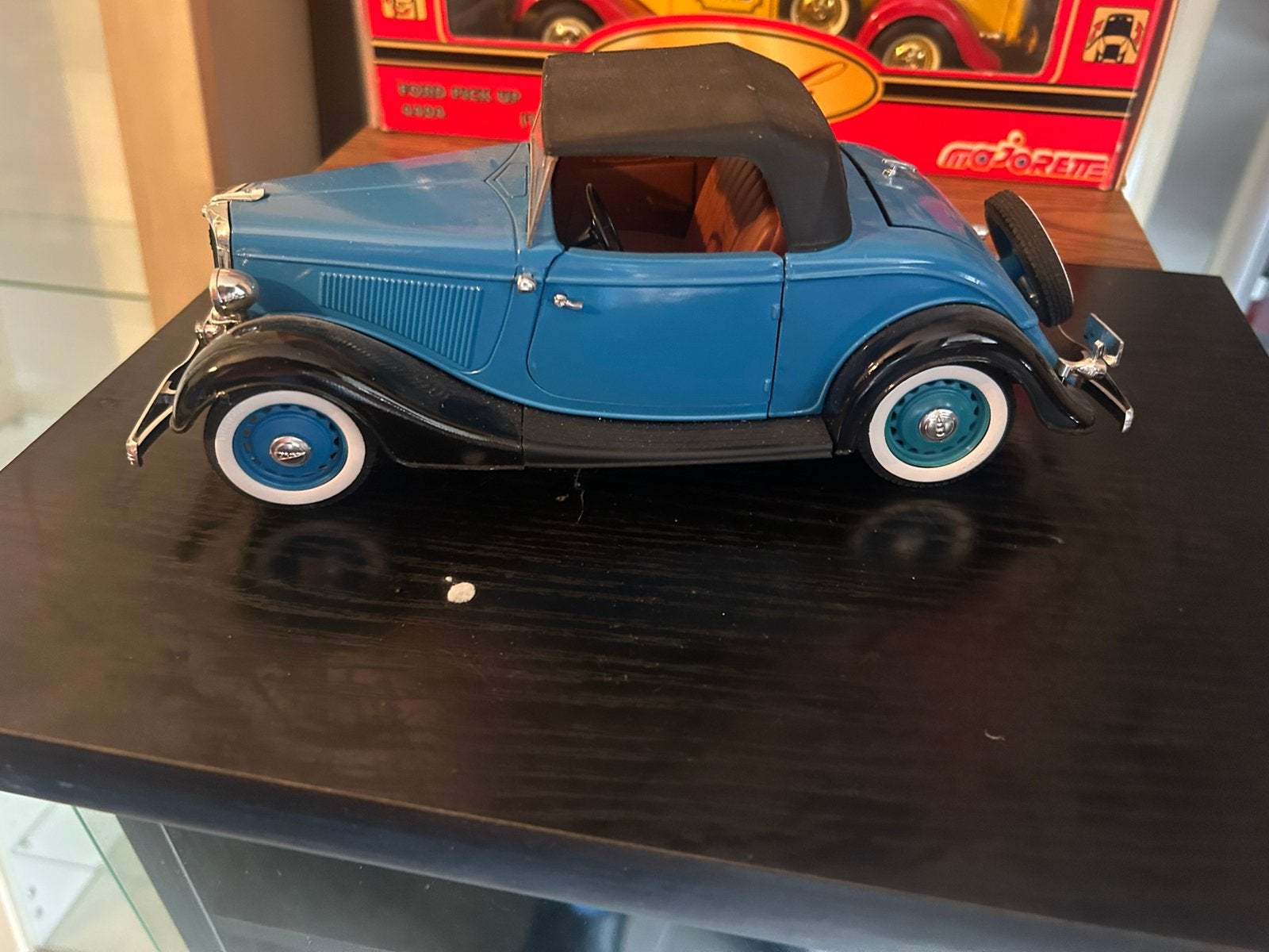 Ford, Ophalen of Verzenden, Zo goed als nieuw