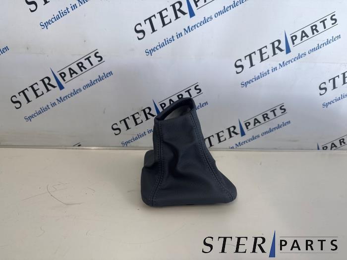 Versnellingspookhoes van een Mercedes Sprinter, Auto-onderdelen, Interieur en Bekleding, Mercedes-Benz, Nieuw, 12 maanden garantie