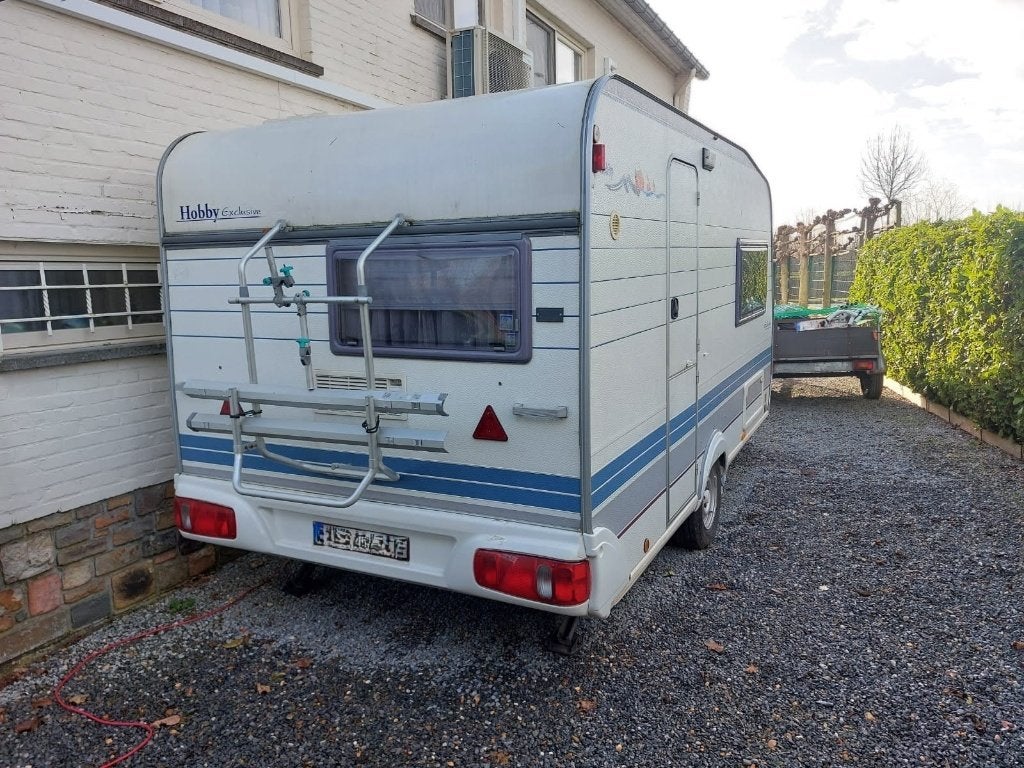 Caravan Hobby Exclusive met nieuwe voortent en mover, Hobby, Tot en met 3, Particulier, 5 tot 6 meter