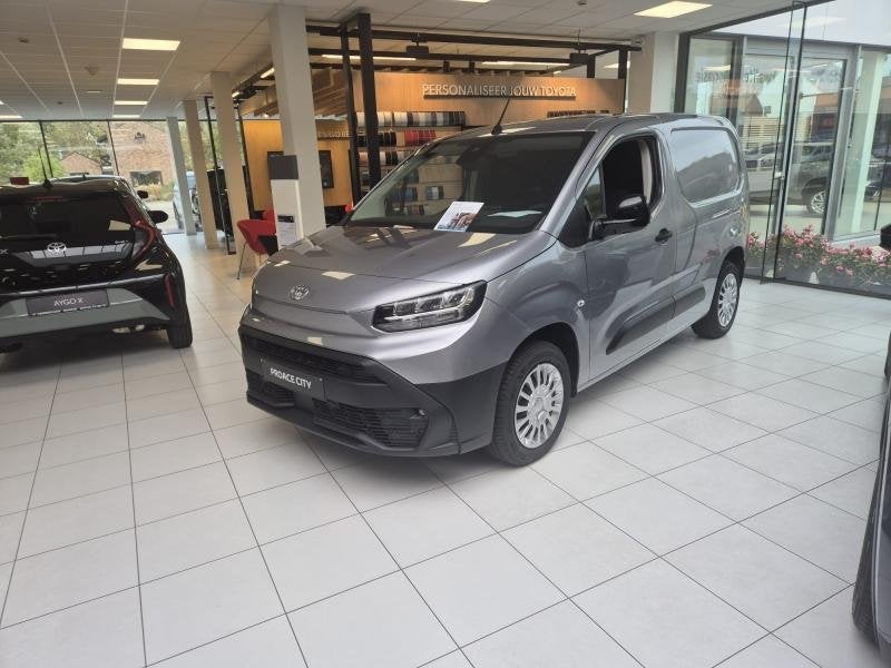 Toyota ProAce Comfort 1d, Auto's, 75 kW, ProAce, https://public.car-pass.be/vhr/71411a98-7d44-43c8-8294-0a6ebb39c19a, Elektrische ramen