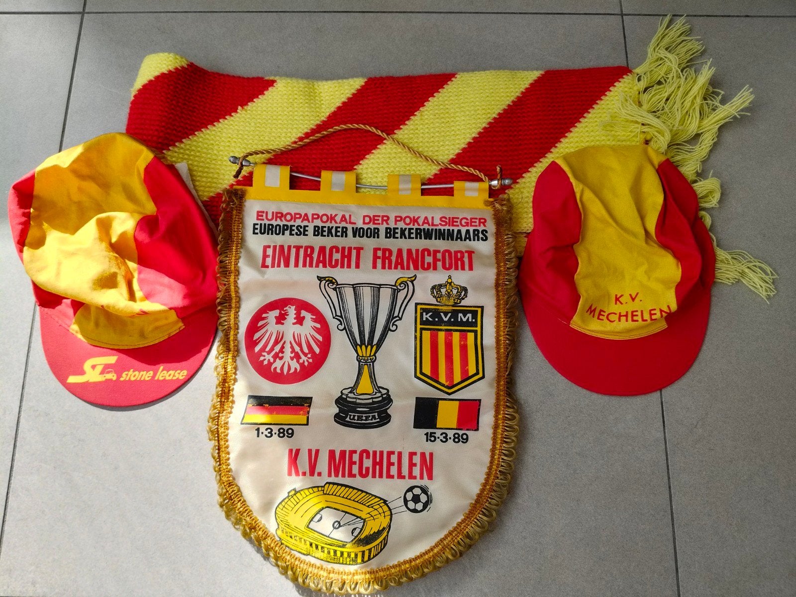 KV Mechelen items 1989 Europa, Divers, Enlèvement, Utilisé