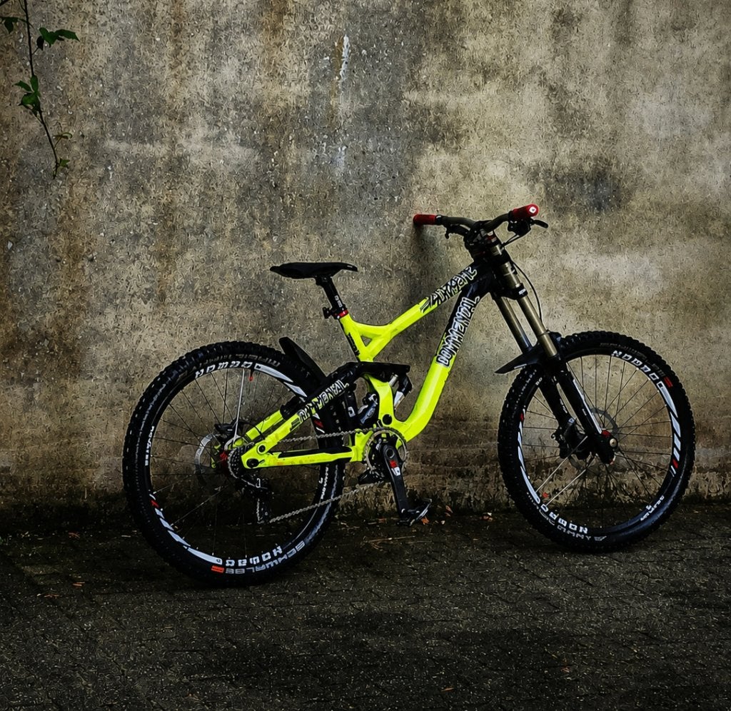 Comencal supreme V3 (can trade for a dirt jumper), Fietsen en Brommers, Minder dan 10 versnellingen, Zo goed als nieuw, 57 tot 61 cm