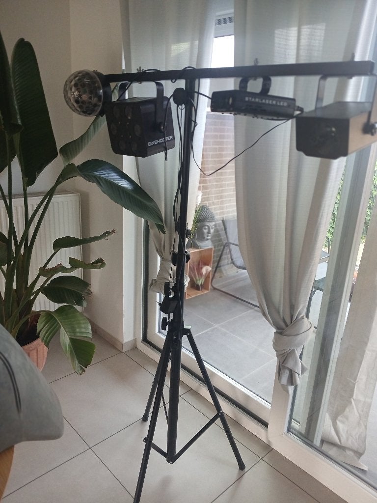 Dj muziek lichten oo. Staander, Ophalen, Zo goed als nieuw
