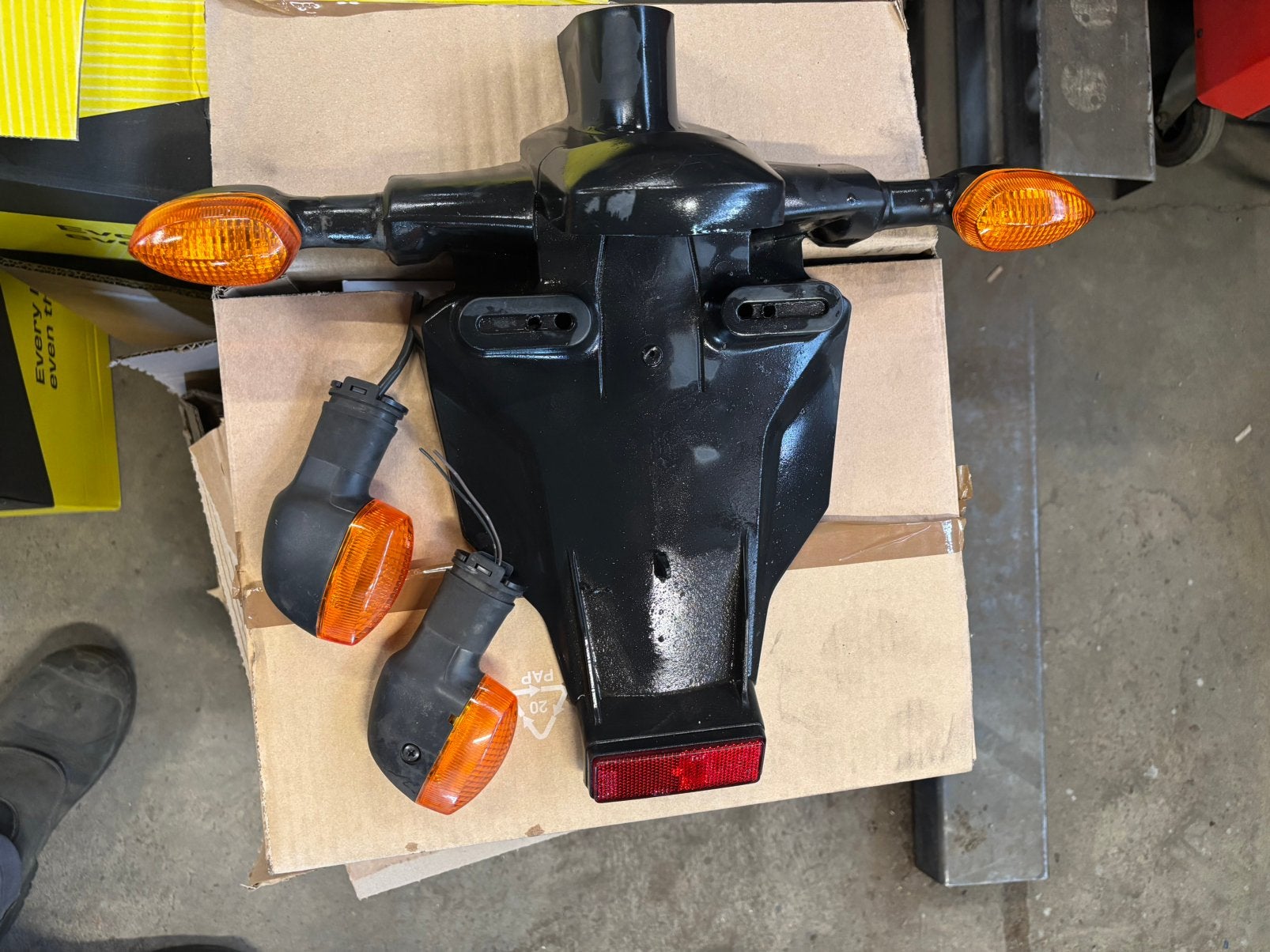 Nummerplaathouder met pinkers Yamaha R1, Motoren, Ophalen of Verzenden, Gebruikt