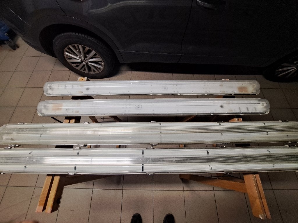 armatuur : set van 4 armaturen, Enlèvement, Utilisé, Synthétique, 75 cm ou plus