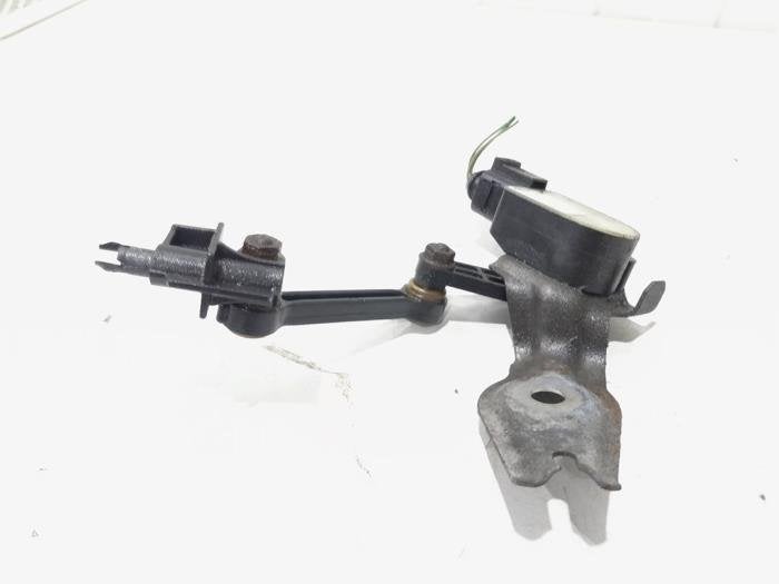 Régulateur d'hauteur Xenon d'un Audi Q7, Autos : Pièces & Accessoires, Éclairage, -, 3 mois de garantie, Utilisé, -