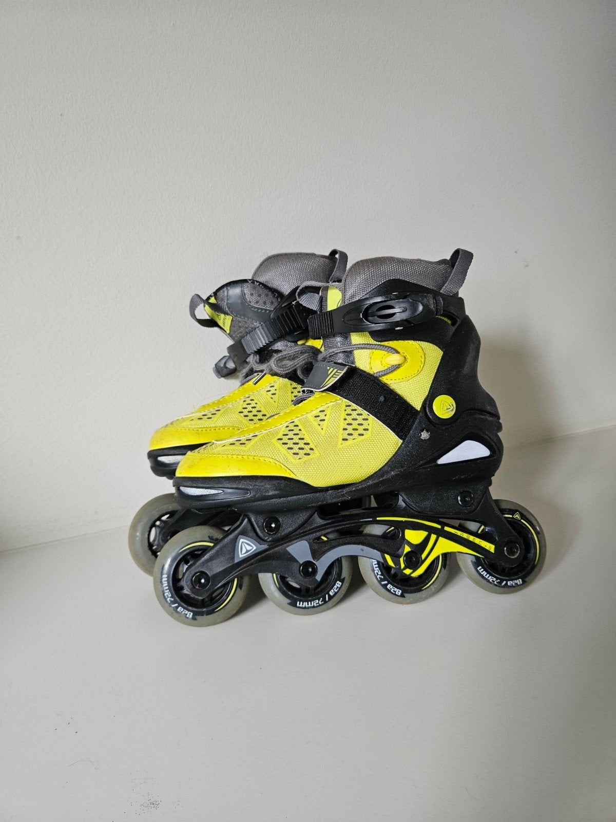 rolschaatsen, Ophalen, Verstelbaar, Zo goed als nieuw, Kinderen
