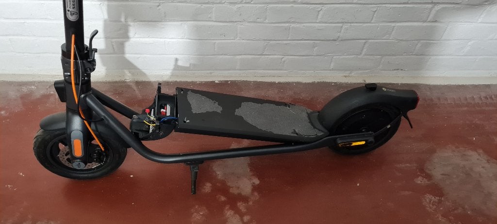 Electrischestep ninebot segway, Ophalen, Gebruikt, Elektrische step (E-scooter), SEGWAY NINEBOT F