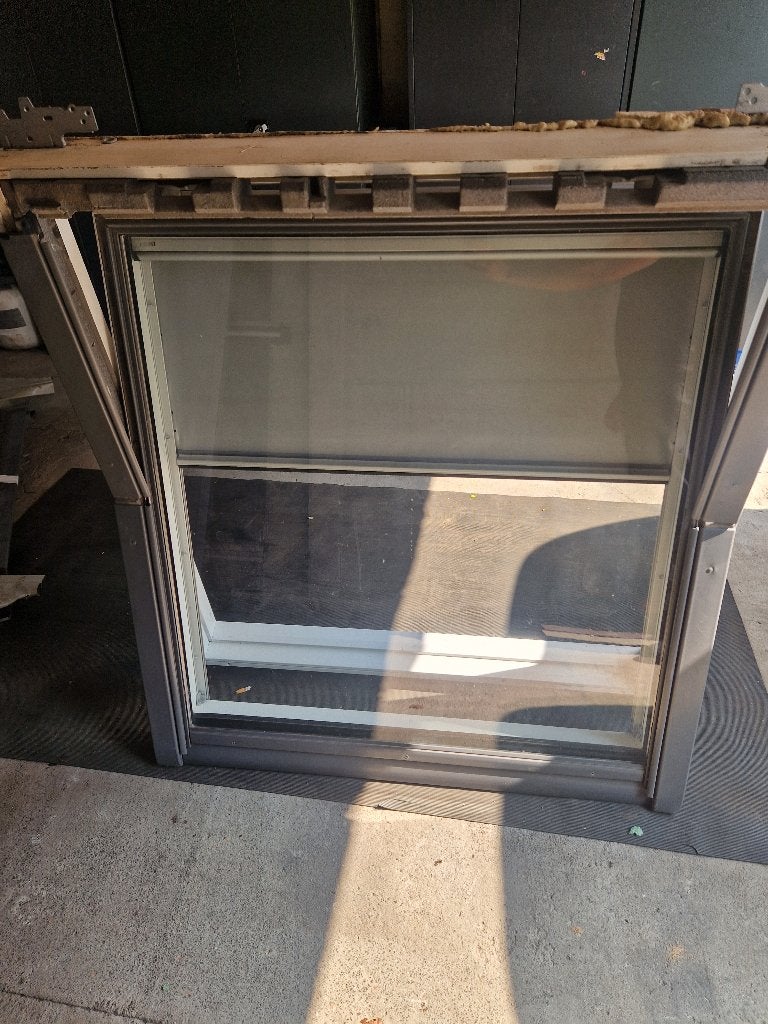 velux sk06 114x118, Doe-het-zelf en Bouw, Ophalen, Dubbelglas, Gebruikt, 80 tot 120 cm