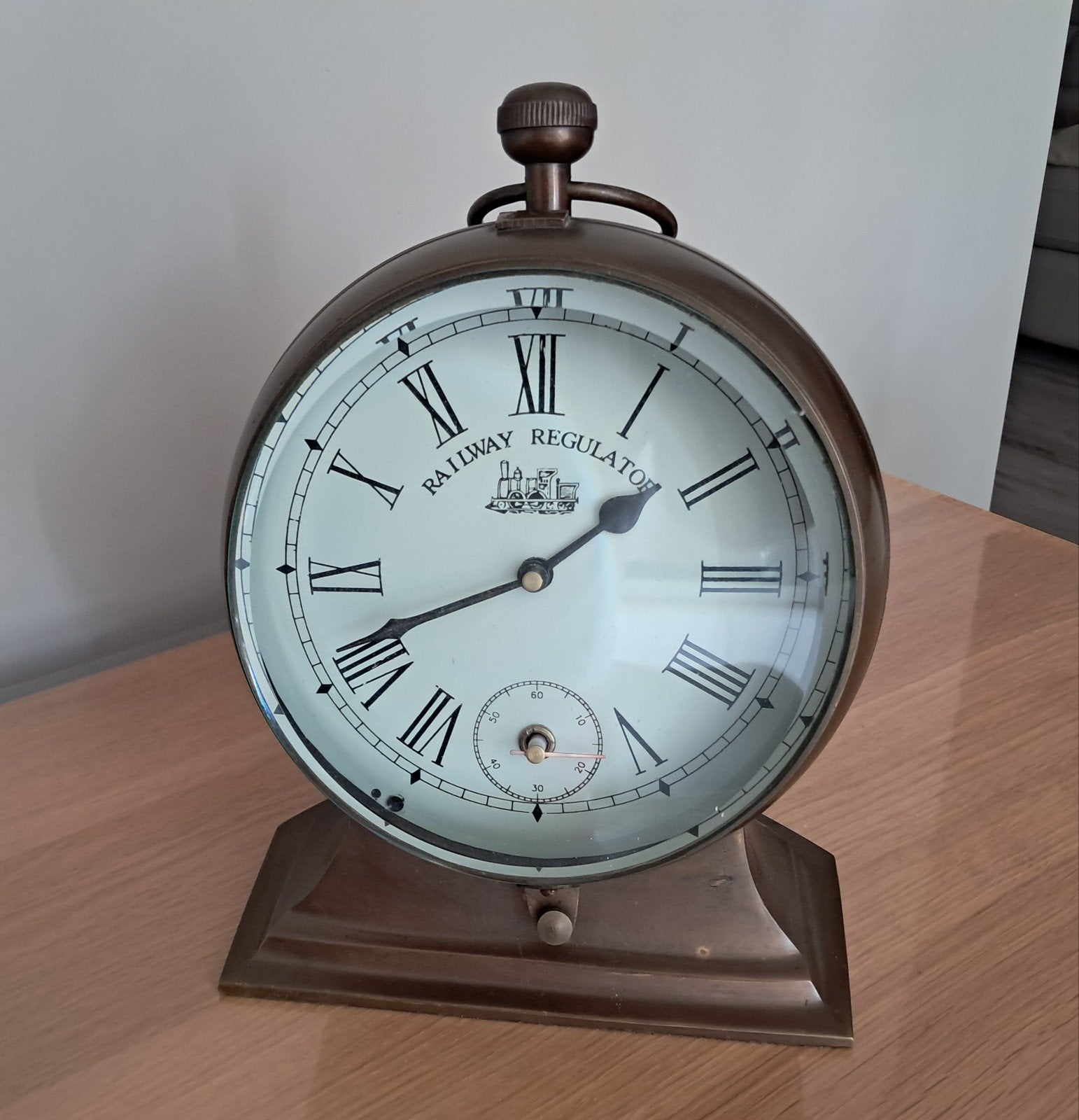 Klok, Enlèvement, Fonctionne sur piles, Horloge sur pied