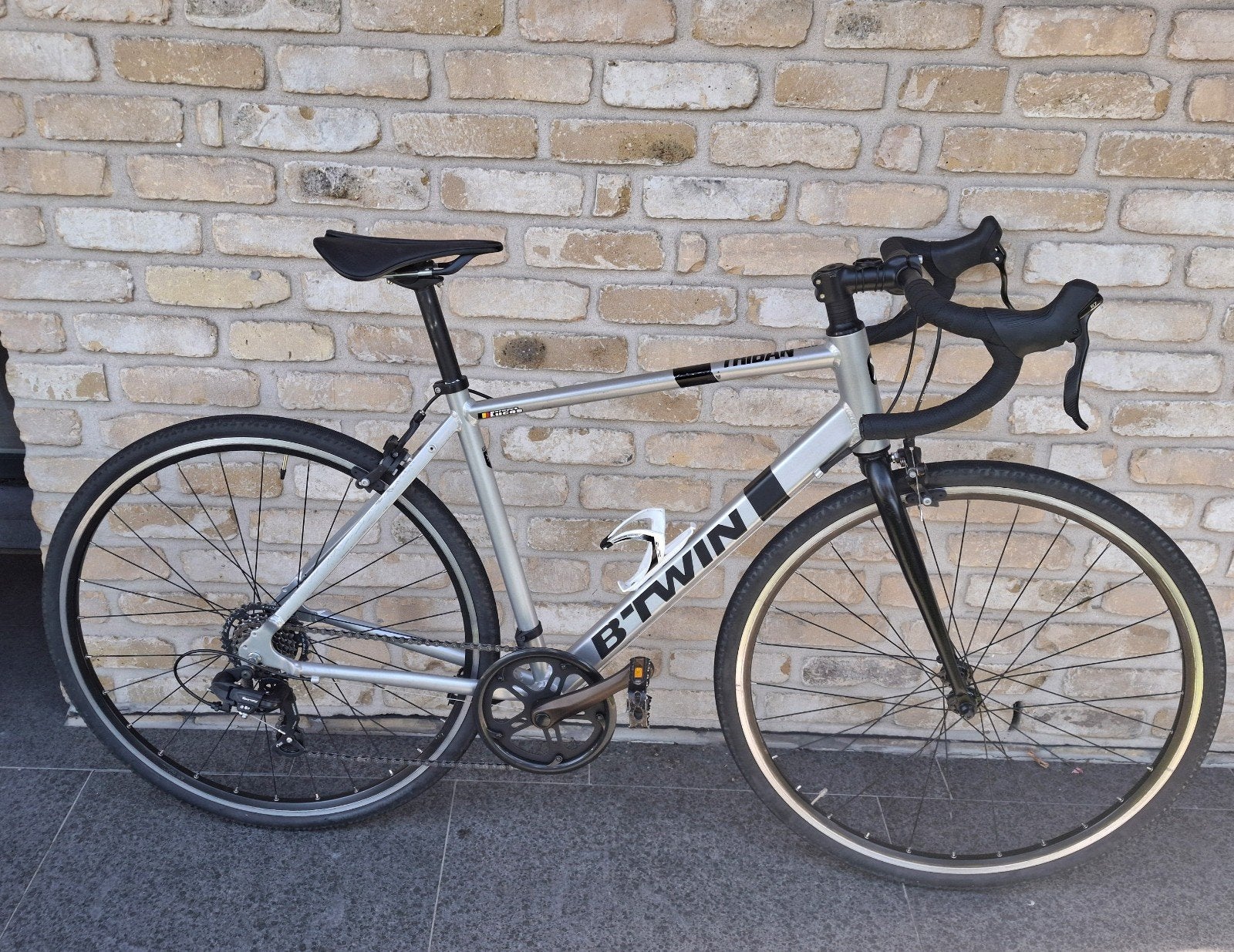 BTWIN Triban 100 (2018) + Upgrades, Gebruikt, Velgrem, 53 tot 57 cm, Ophalen