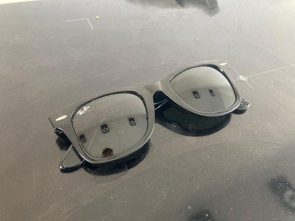zonnebril ray ban wayfarer, Ophalen, Gebruikt, Zonnebril