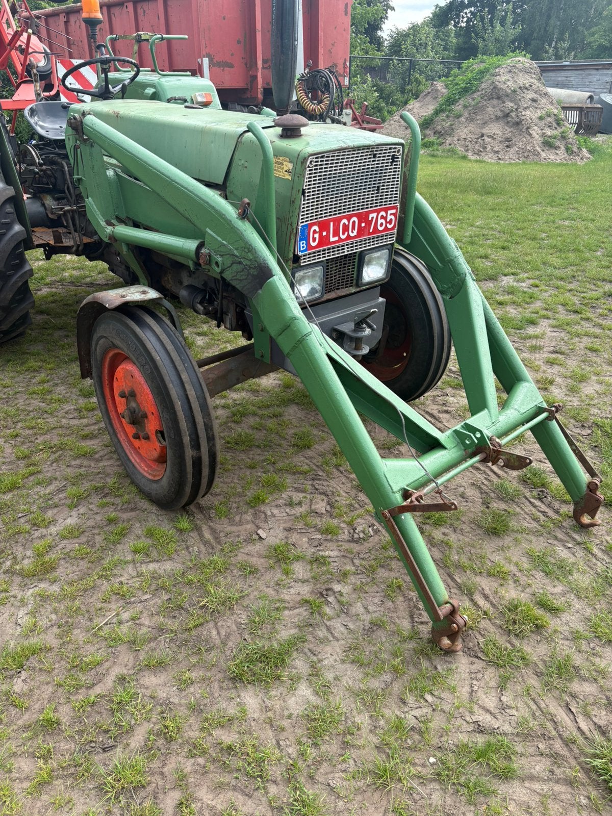 Frontlader / voorlader stoll, Ophalen, Fendt