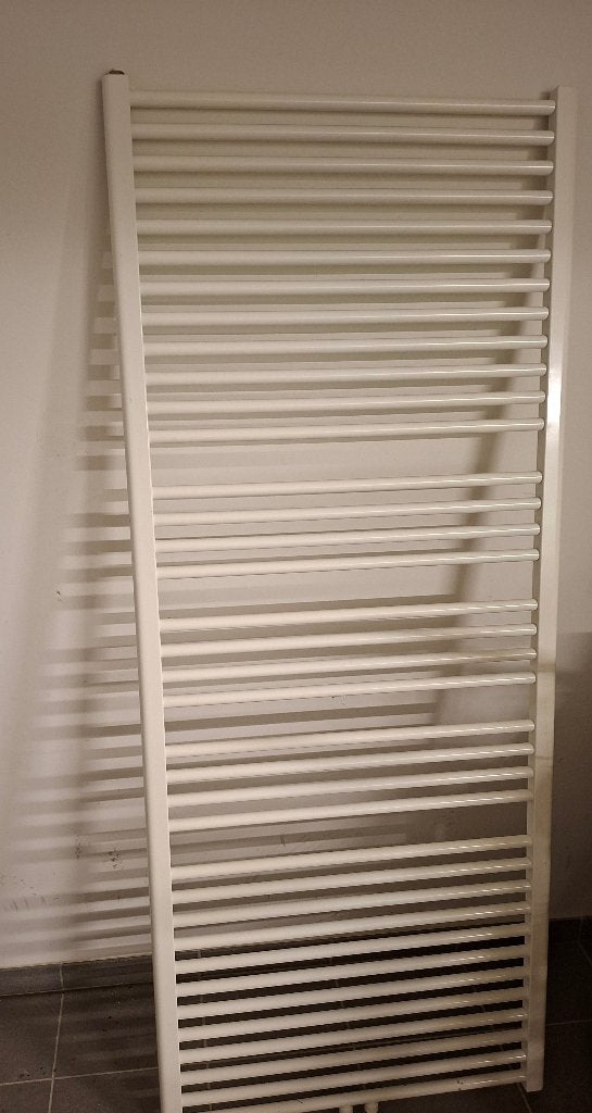 Radiator handdoekdroger, Doe-het-zelf en Bouw, Verwarming en Radiatoren, Ophalen, Gebruikt, Radiator, 60 tot 150 cm
