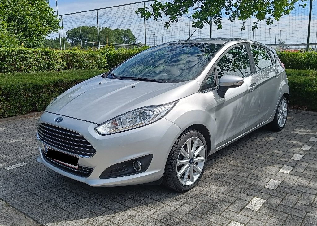 Ford Fiesta 1.5 TDCI Titanium - Euro 6b, Autos, Ford, Argent ou Gris, Achat, Euro 6, Boîte manuelle