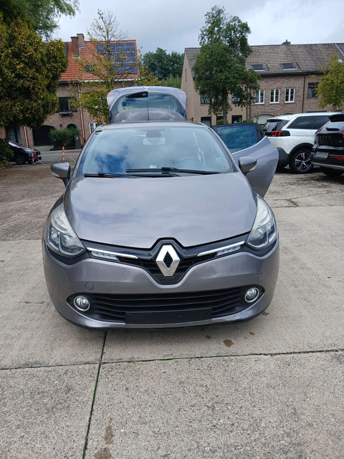 Renault clia 1.5 diesel 173.000 km 2015bj, Auto's, Bedrijf, Diesel, Te koop