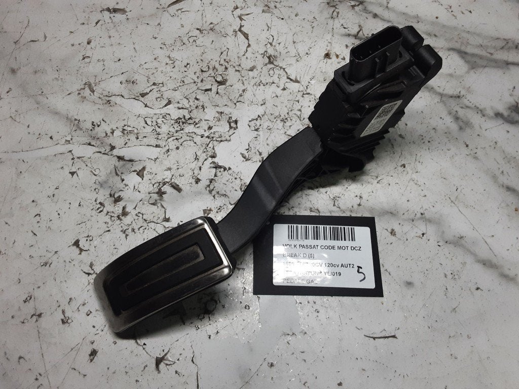 GASPEDAAL Volkswagen Passat Variant (3G5) (5Q1723503H), Gebruikt, Volkswagen, Volkswagen AG, Kundenbetreuung@volkswagen.de