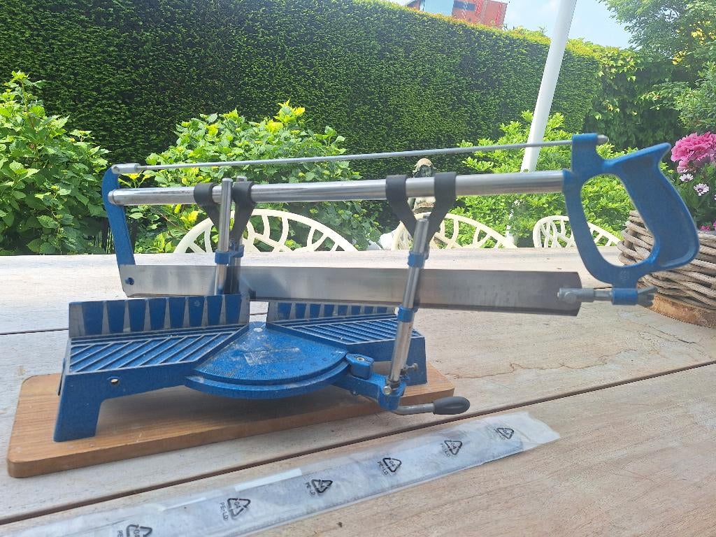 Verstekzaag  50 cm + extra zaagblad, Bricolage & Construction, Outillage | Outillage à main, Enlèvement ou Envoi, Utilisé