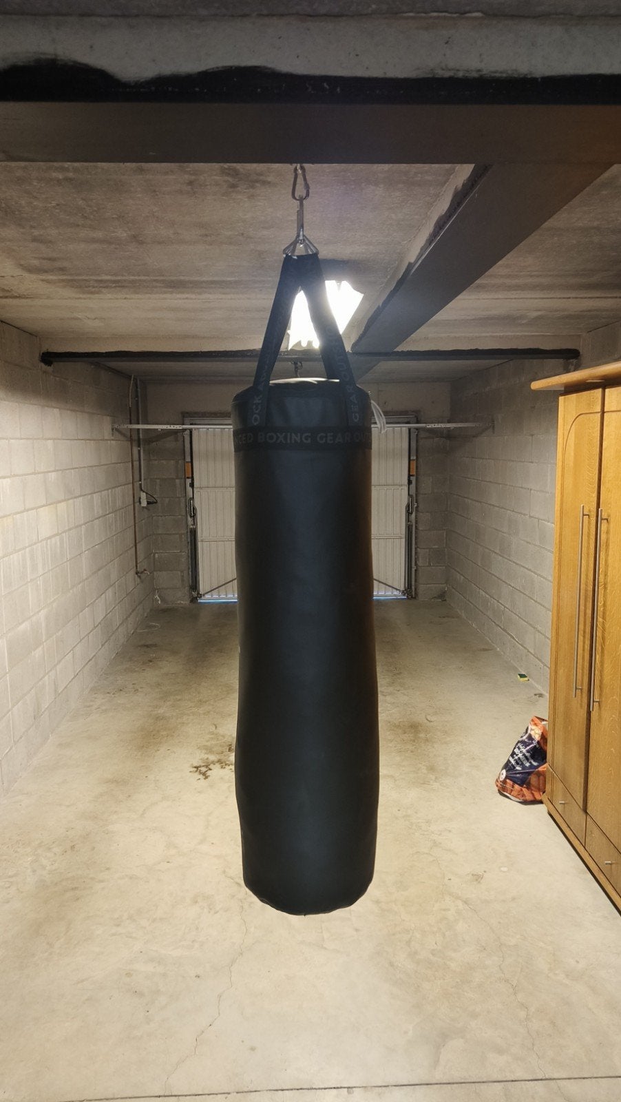 Sac de frappe Outshock 30kg, Enlèvement