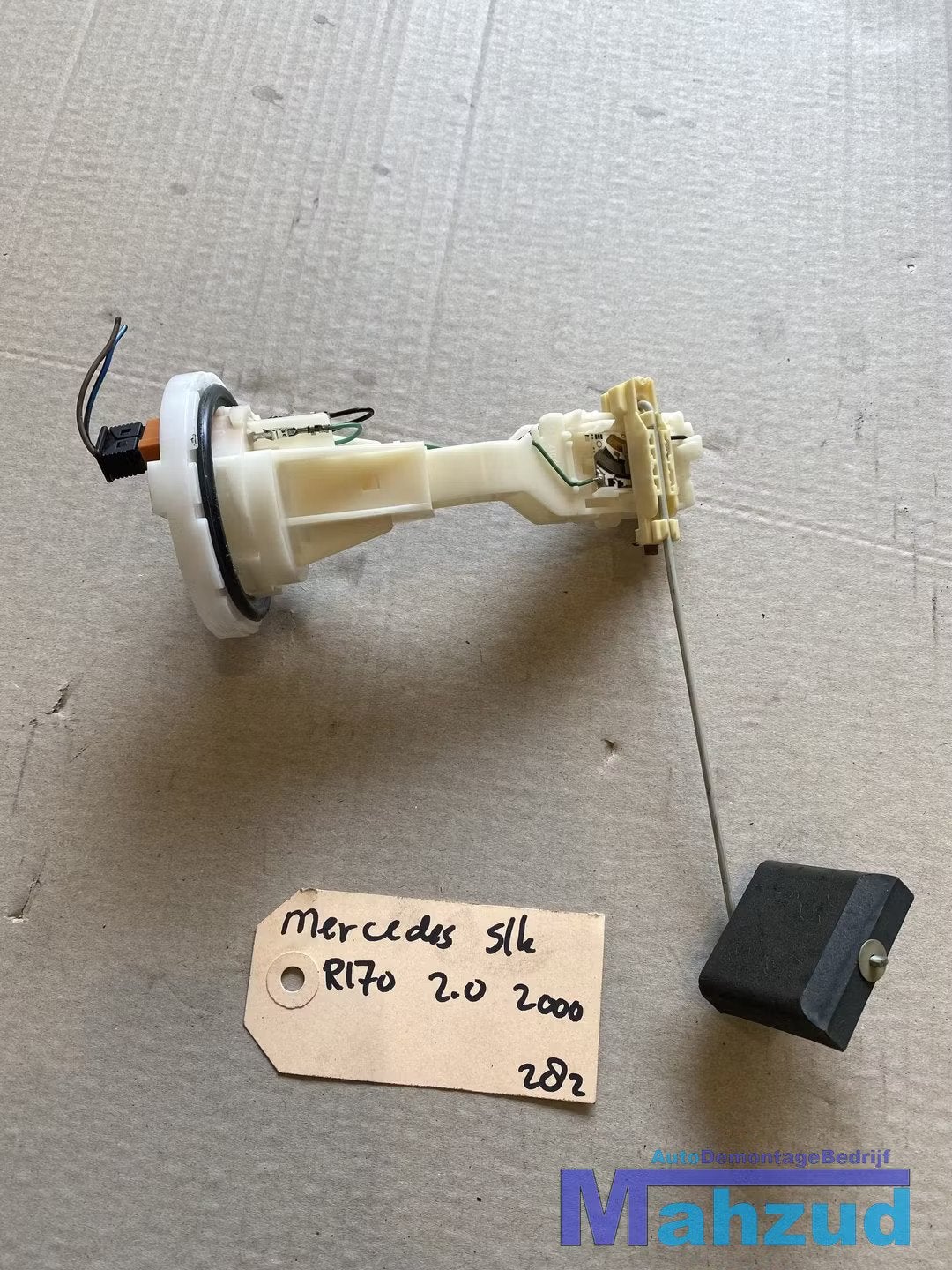 MERCEDES SLK R170 tankvlotter A1705421317, Mercedes-Benz AG, Mercedes-Benz, Utilisé, Mercedesstrasse 120
70372  Stuttgart, DE