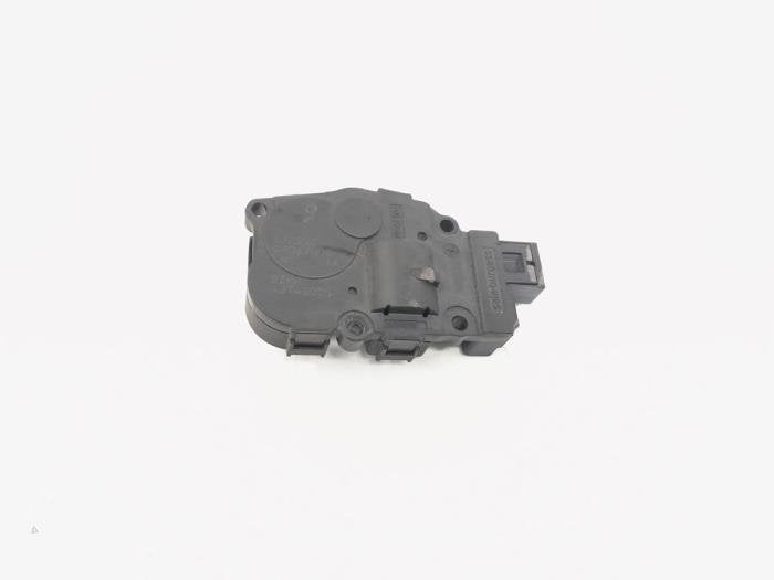 Clapet chauffage moteur d'un Audi A4, Autos : Pièces & Accessoires, Moteurs & Accessoires, Audi, Utilisé, 3 mois de garantie, Enlèvement ou Envoi