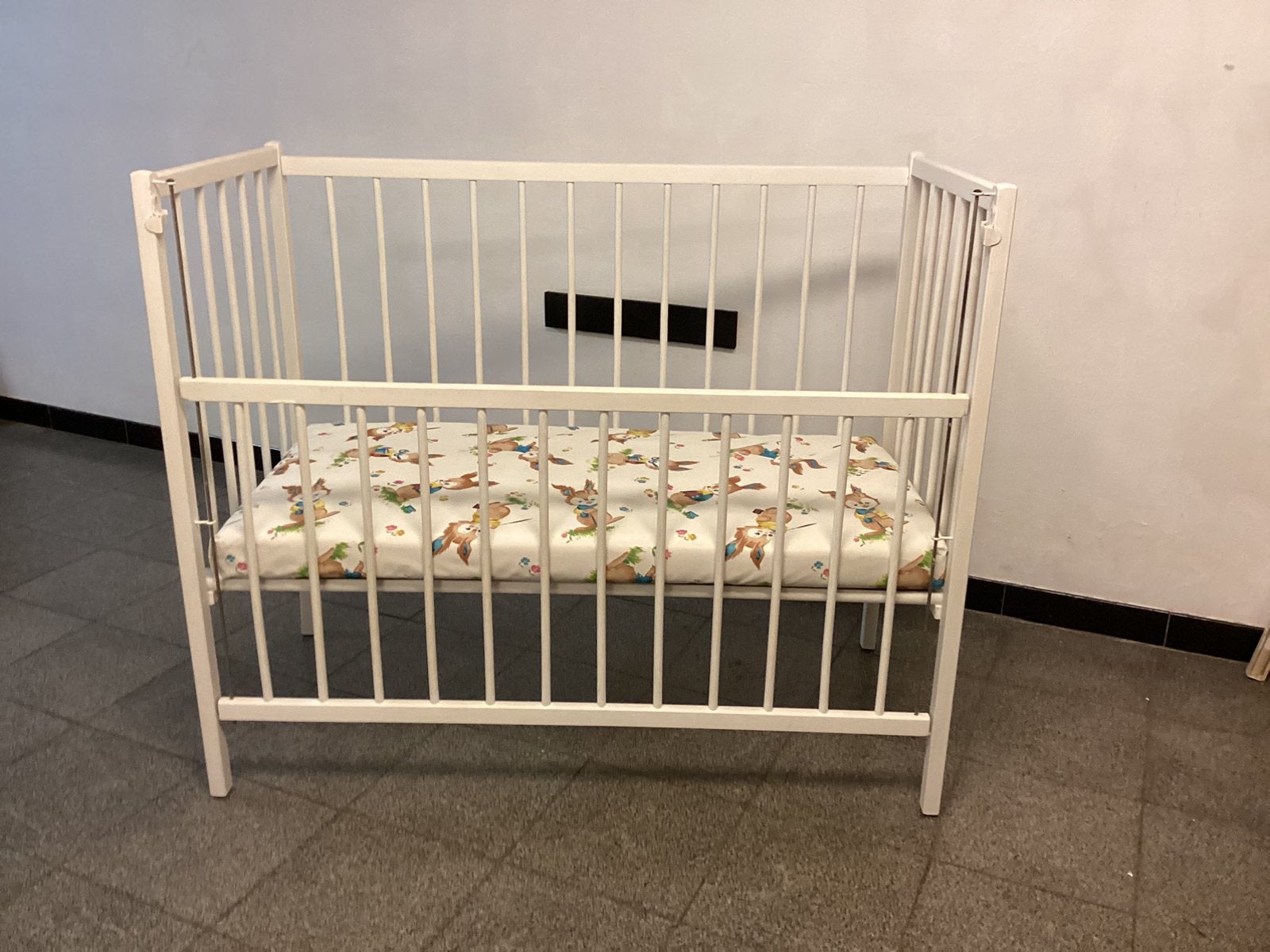 Lit pour bébé, Enlèvement, Utilisé