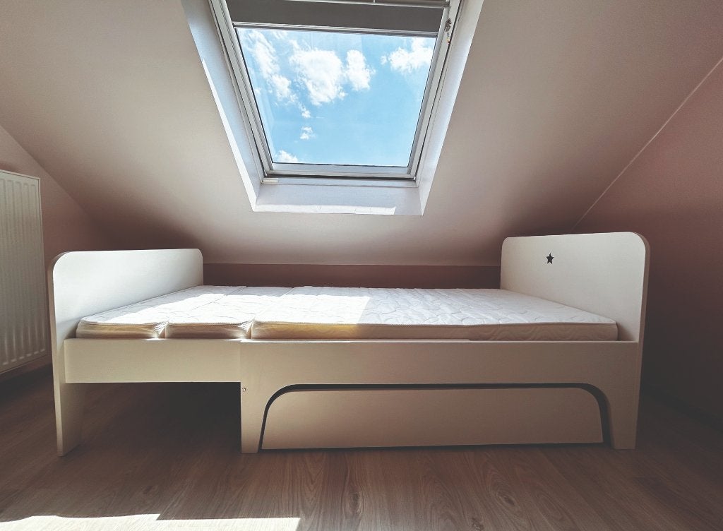 Lit évolutif pour enfant avec matelas et tiroir à roulettes, Enlèvement, Utilisé, Sommier à lattes