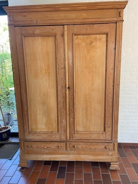 Echte antieke kast, Antiek en Kunst, Antiek | Meubels | Kasten, Ophalen