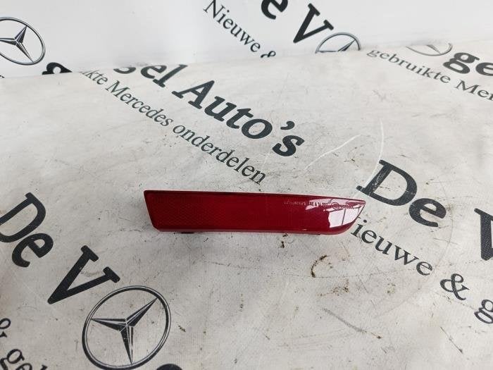Bumper reflector rechts-achter van een Mercedes Vito, Gebruikt, -, Ophalen of Verzenden, -