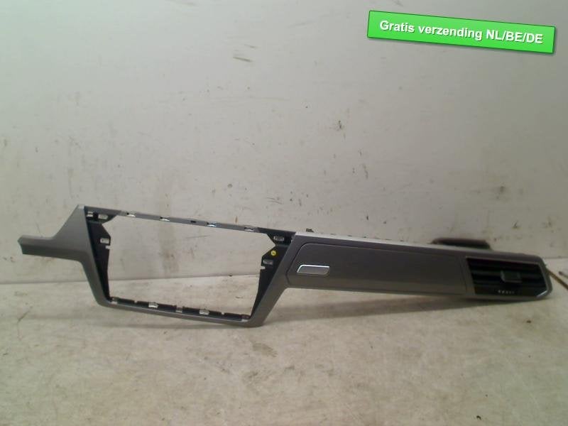 SIERLIJST DASHBOARD Volkswagen Touran (5T1) (5TB858416E), Gebruikt, Volkswagen, Volkswagen AG, Kundenbetreuung@volkswagen.de