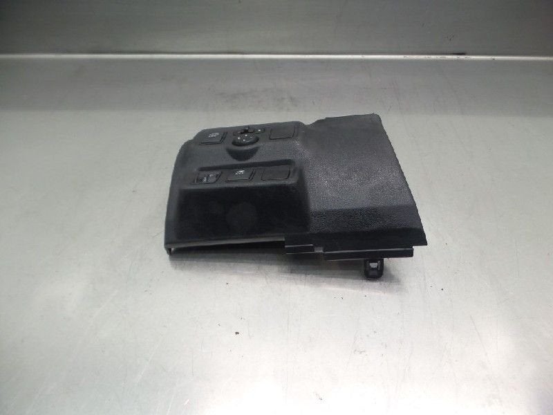 DIVERSEN Note (E12) (|255703TBTA|684853VV0A|889TD3VVV1A|), Gebruikt, Nissan