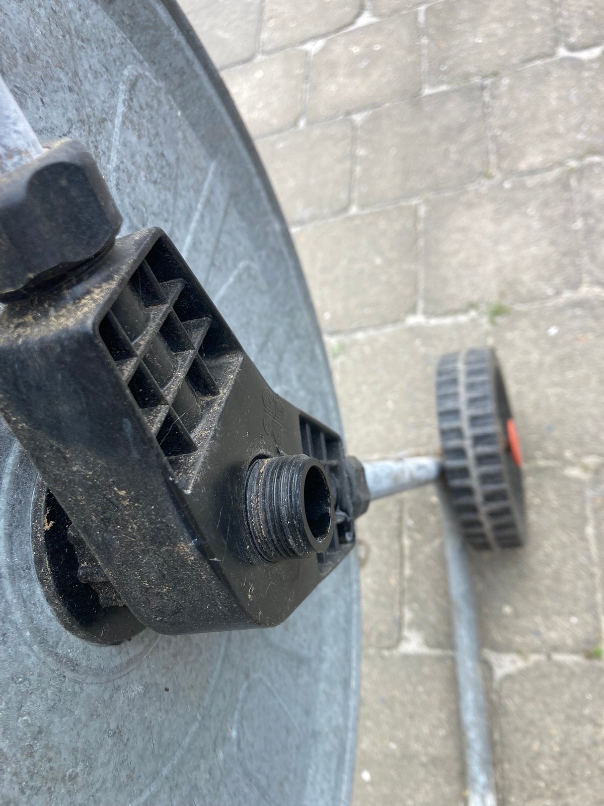 Oproller tuinslang, Ophalen, Gebruikt