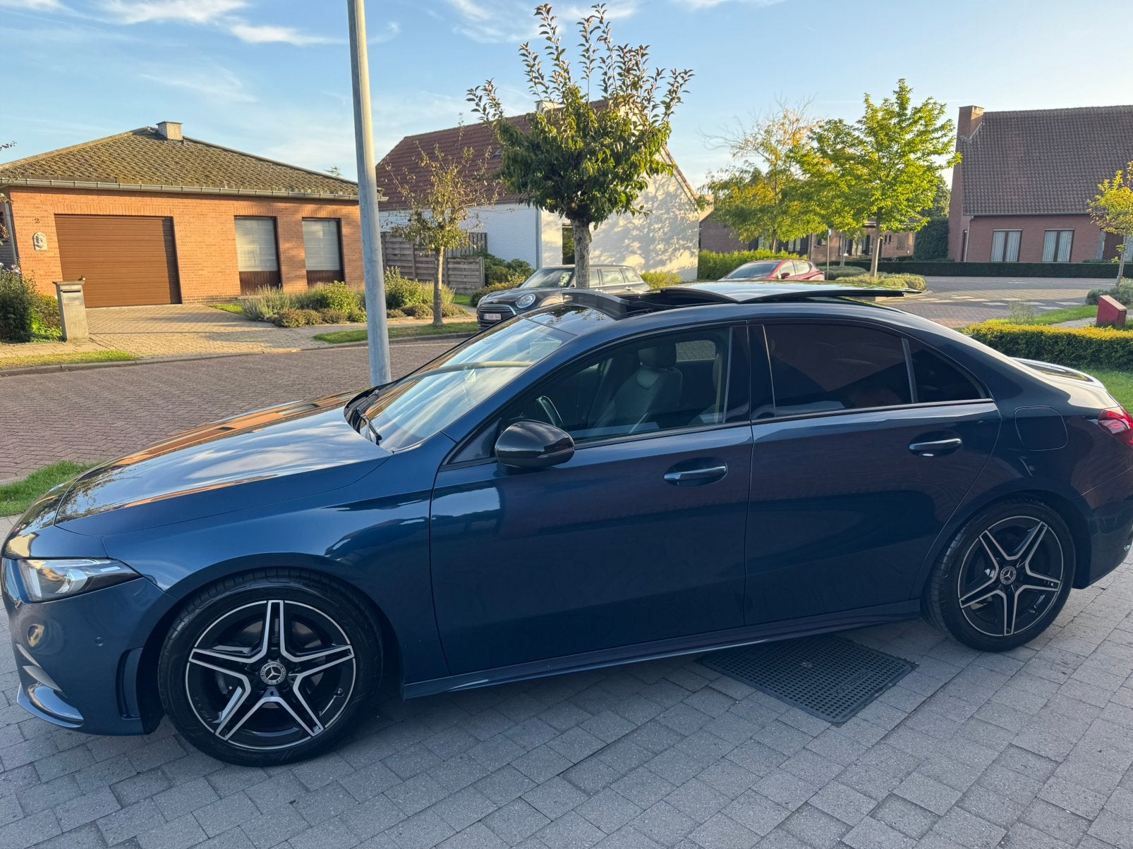 Pack AMG à essence pour Mercedes A180, Achat, Entreprise, Automatique, 4 cylindres