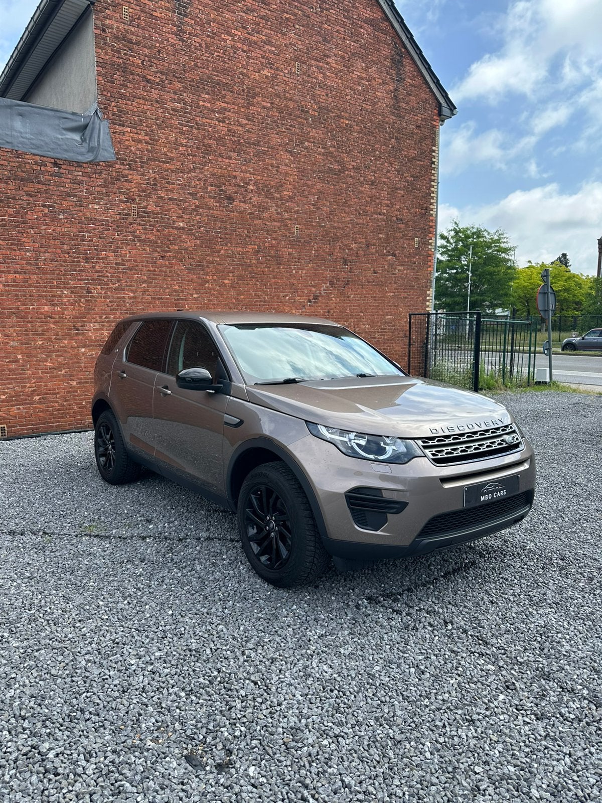 Land Rover Discovery Sport TD4| CRUISE, NAVI, SENSOREN,.., Auto's, Navigatiesysteem, Bruin, Bedrijf, 5 deurs