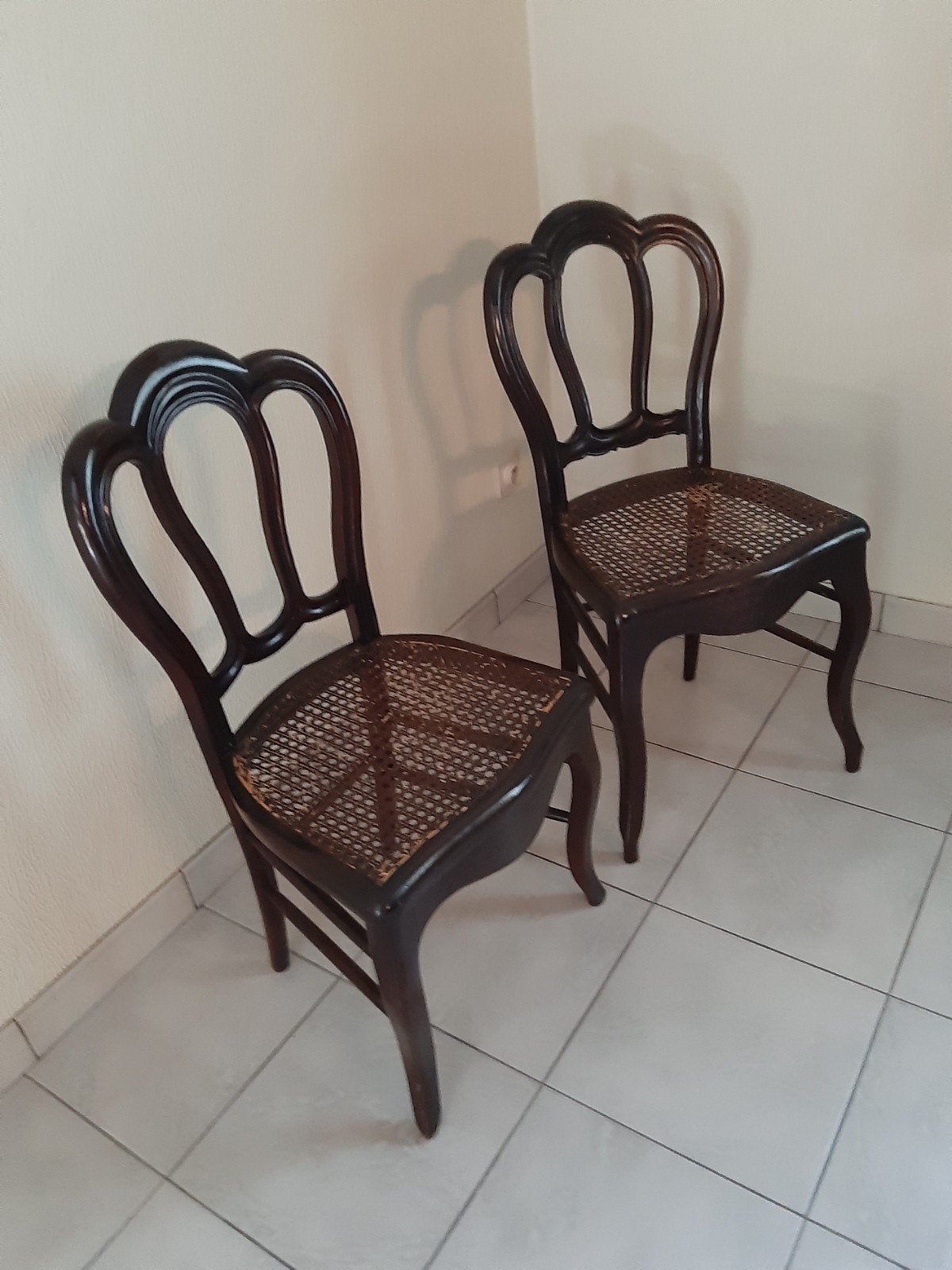 4 charmante stoelen, Enlèvement