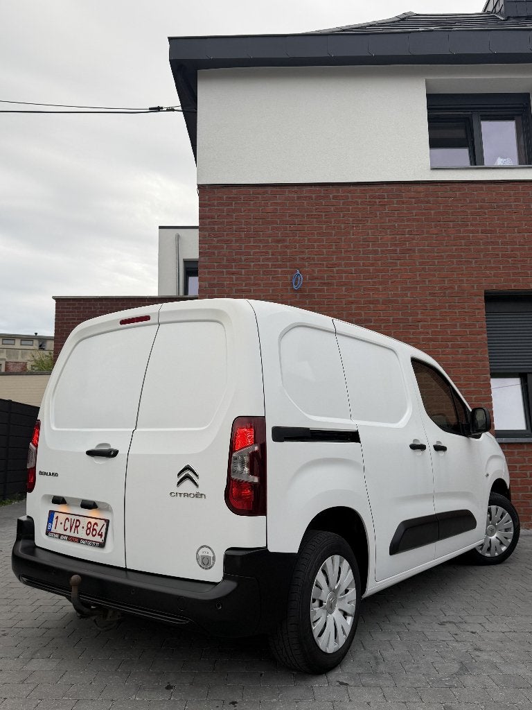 Citroen Berlingo 1.6HDI GPS 3-zits klaar voor registratie, Auto's, Voorwielaandrijving, Dealer onderhouden, Stof, Euro 6