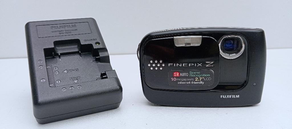 FUJIFILM FINEPIX Z30 DIGITALE CAMERA 10 MEGAPIXELS, Compact, 10 Megapixel, Ophalen of Verzenden, Zo goed als nieuw