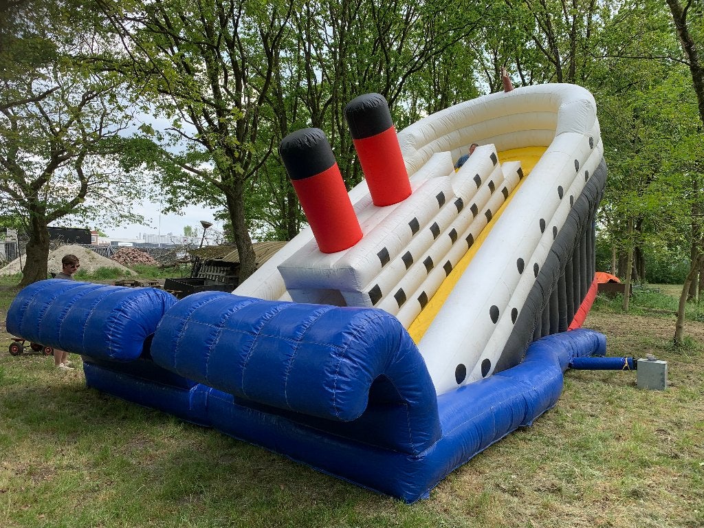 Opblaasbare Titanic luchtkussen - Kavel 334-Veiling 26 Sept, Hobby en Vrije tijd, Ophalen