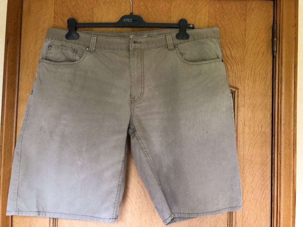 Mannenshort grote maat, Ophalen, Gedragen