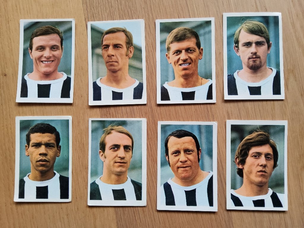 Vignettes football belge 70/71, Enlèvement ou Envoi, Comme neuf, Cartes de joueur
