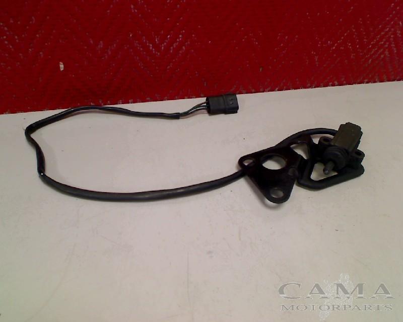 INTERRUPTEUR DE SUPPORT LATÉRAL Triumph, Dhr. S. di Majo, Utilisé, Info@cama-motorparts.nl, P.J. Troelstraweg 8 8
3144 CX  MAASSLUIS, NL