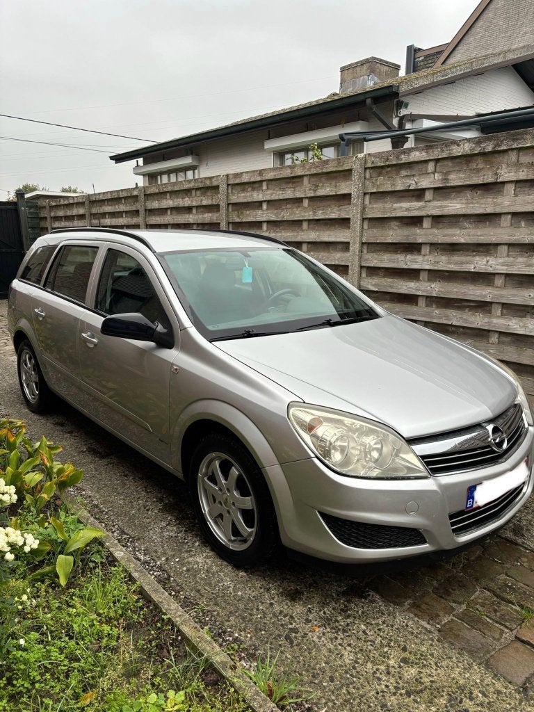 Opel Astra H, Autos, Opel, Argent ou Gris, Achat, 65 kW, Boîte manuelle