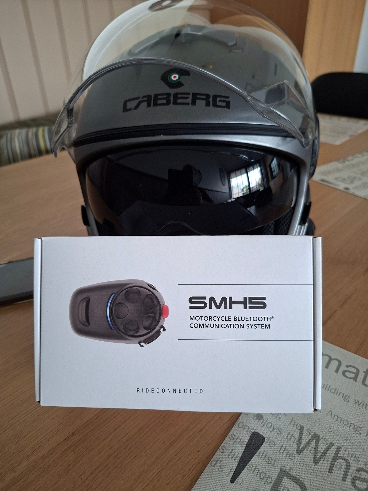 CABERG  GRIJS + intercom Sena.  Maat L, Ophalen