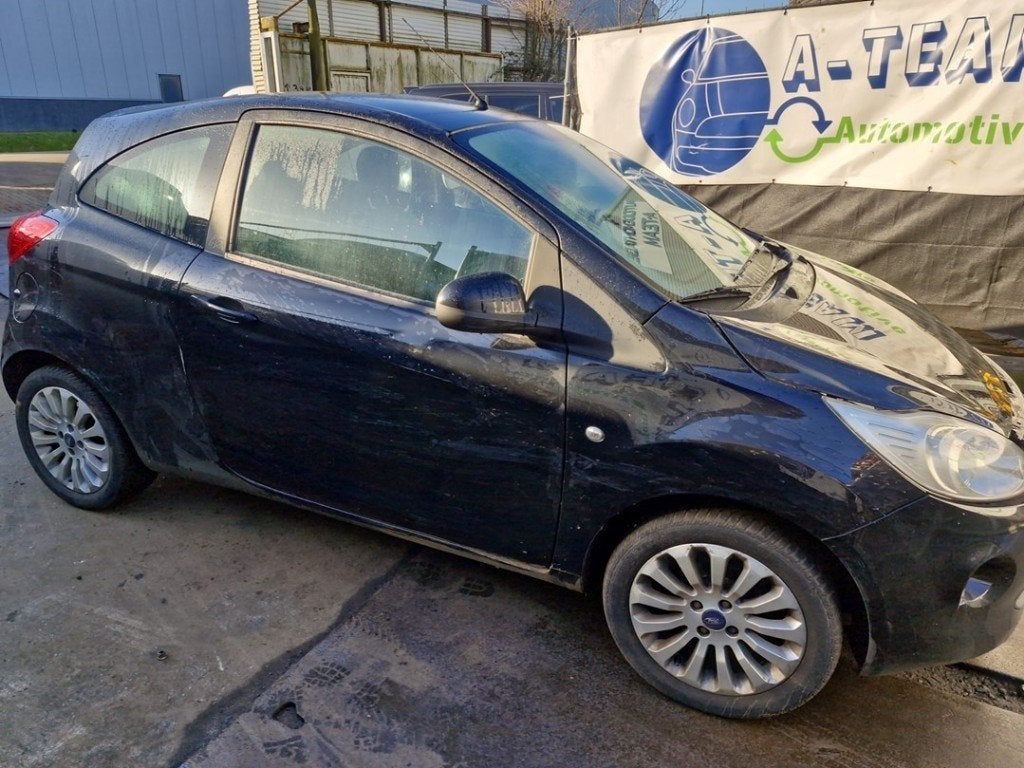 FENETRE OU VITRE DE PORTE DROIT Ford Ka II (01-2008/05-2016), Henry-Ford-Straße  1
50735  Köln, DE, Ford-Werke GmbH, Kunden@ford.com