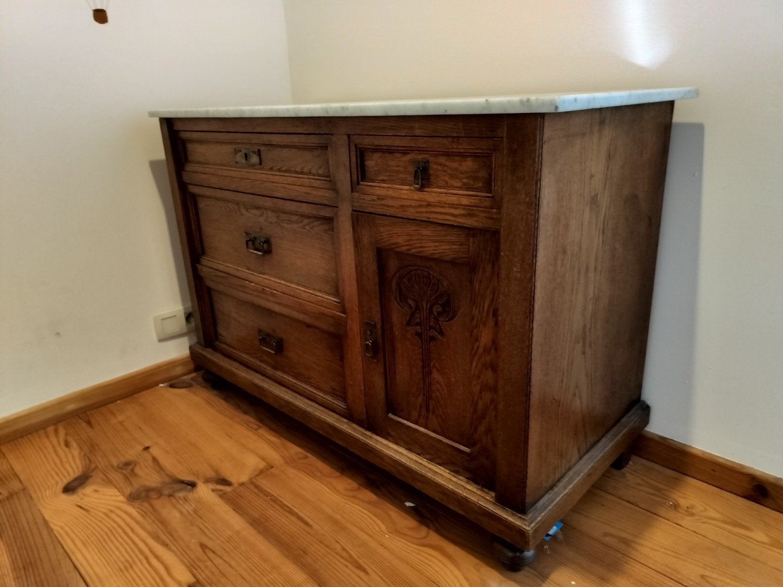 Meuble antique