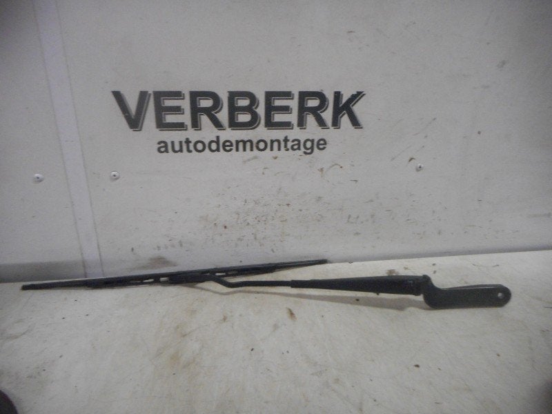 RUITENWISSERARM LINKS VOOR Polo III (6N2) (6N1955409B), Auto-onderdelen, Ruiten en Toebehoren, Gebruikt, Volkswagen