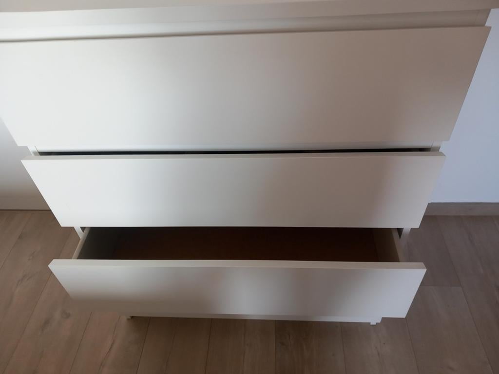 Ladekast met 4 schuiven, Ophalen
