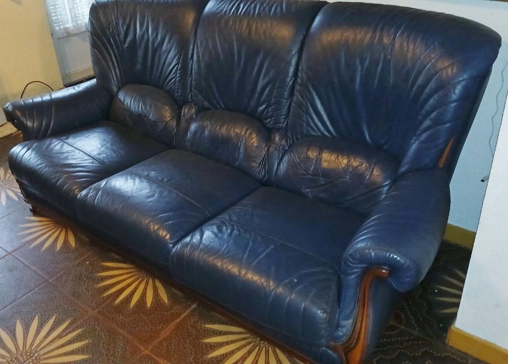 salon cuir bleu , bon etat liege a discuter  voir photos, Maison & Meubles, Canapés | Coins salons complets, Enlèvement, Utilisé