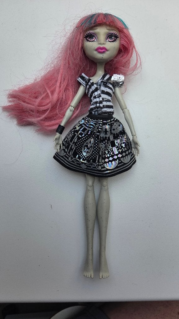 Zeldzame Monster High Pop: G1 Rochelle Goyle (First Wave), Ophalen, Zo goed als nieuw